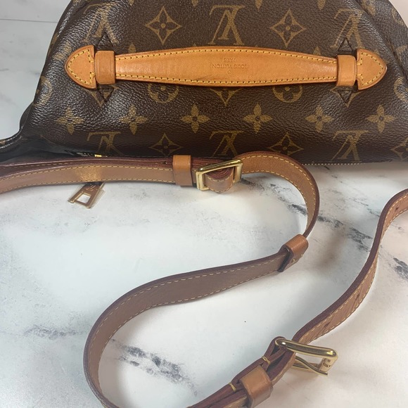 ❌❌ Louis Vuitton Monogram bumbag waist crossbody LV leather bum belt bag - Picture 4 of 10